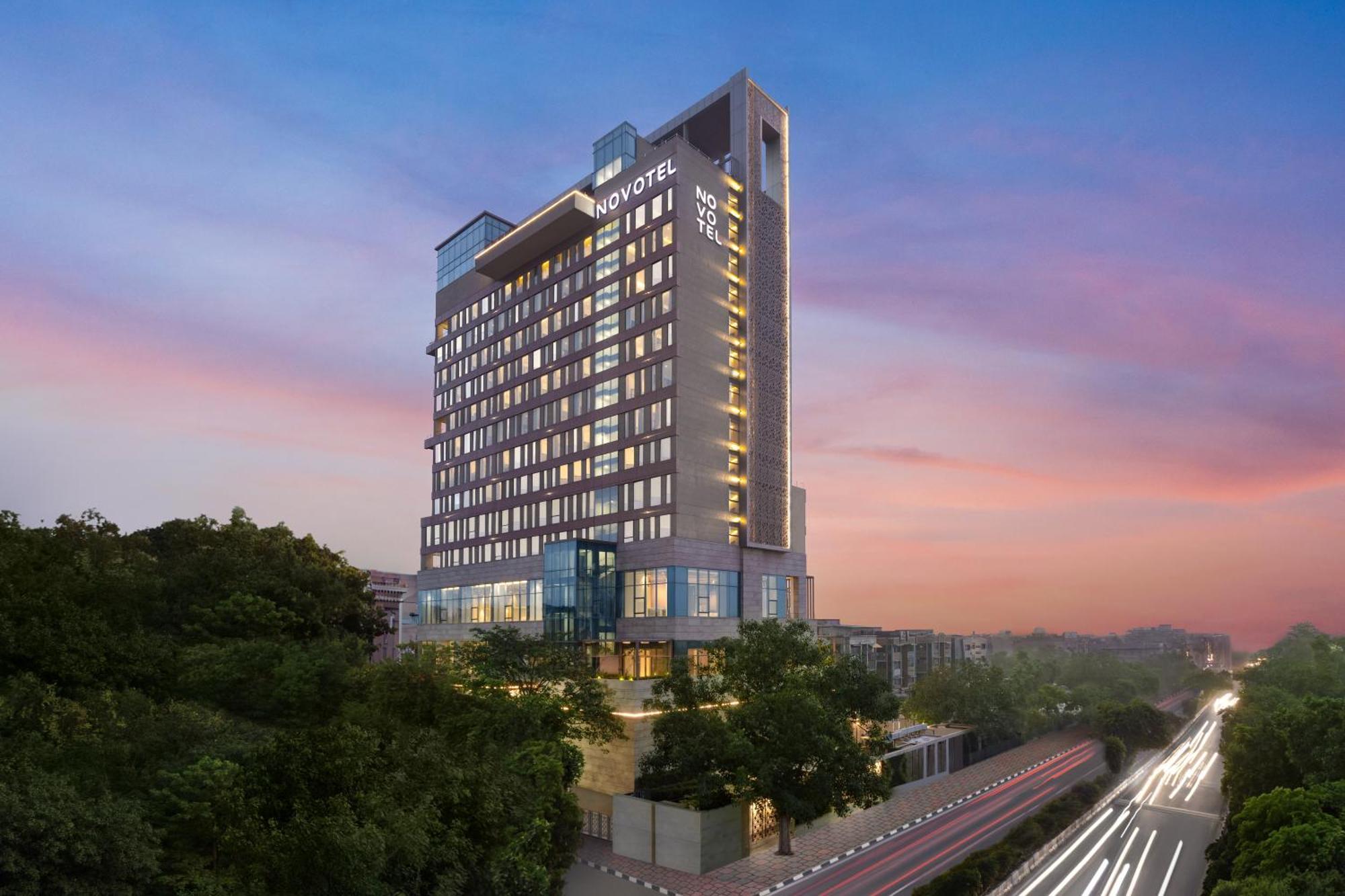 Novotel New Delhi City Centre المظهر الخارجي الصورة