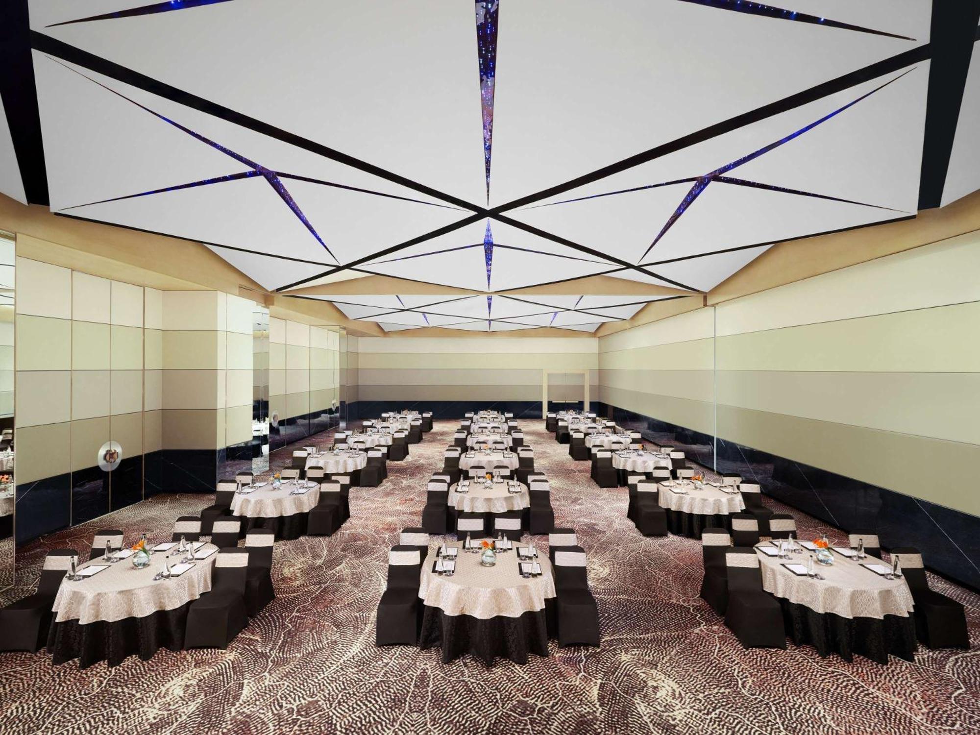 Novotel New Delhi City Centre المظهر الخارجي الصورة